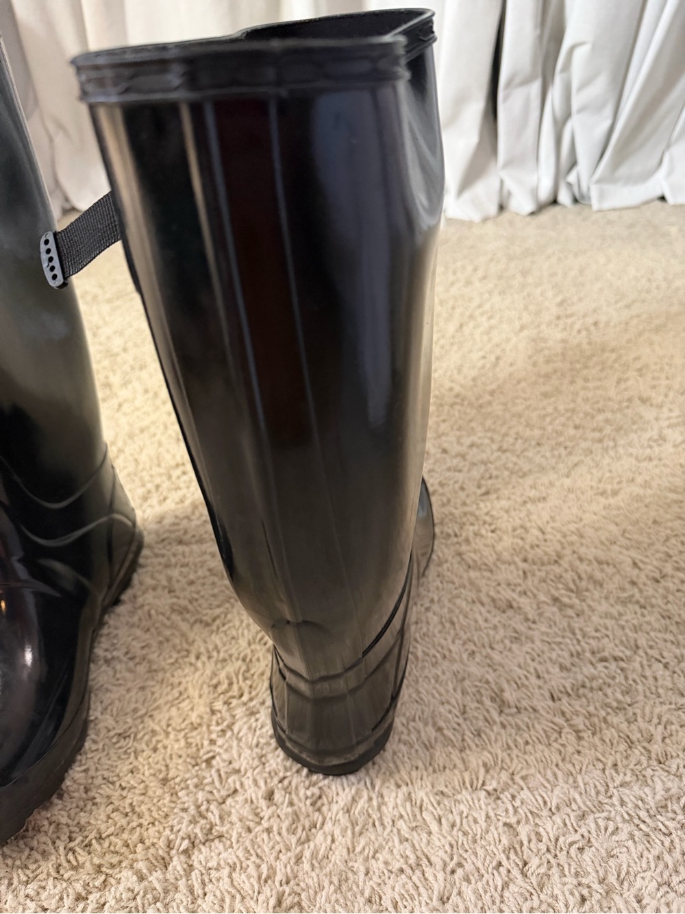 Hunter Gloss Black Tall Rain Boots (with liner) - size 8 - Picture 12 of 16
